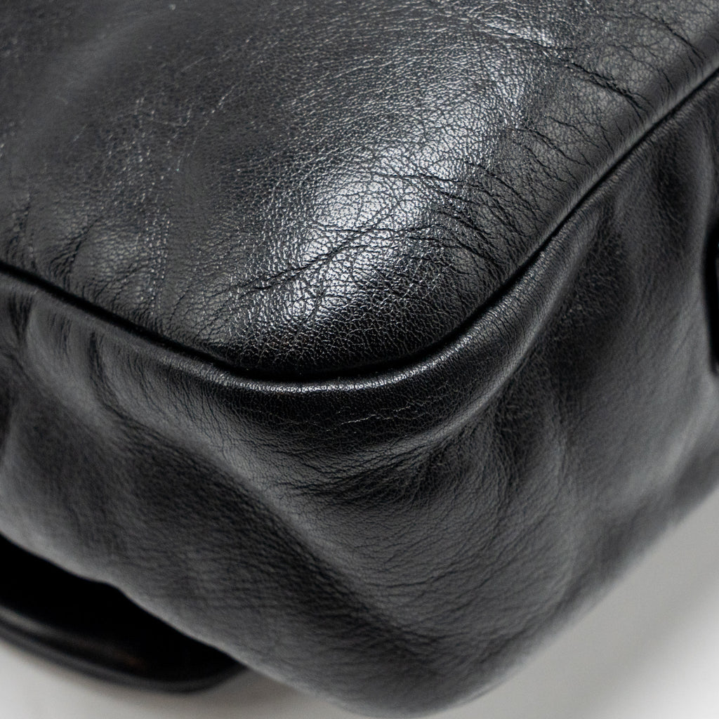 chanel-rodeo-drive-flap-bag-calfskin-black-ghw