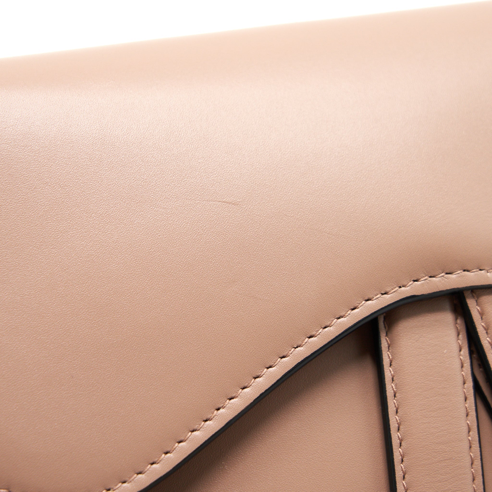 dior-saddle-pouch-belt-beige-ghw