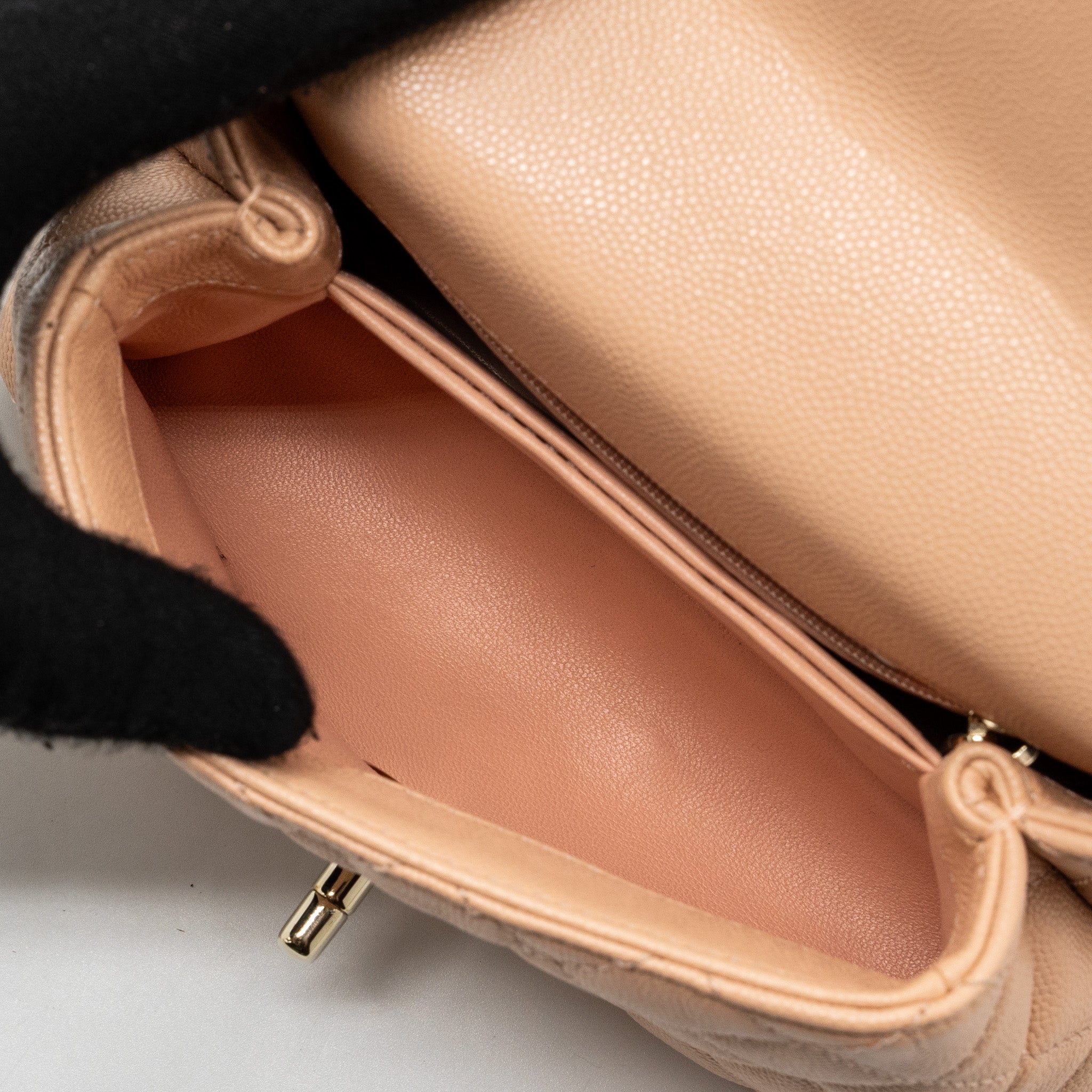 chanel-mini-coco-handle-caviar-beige-lghw