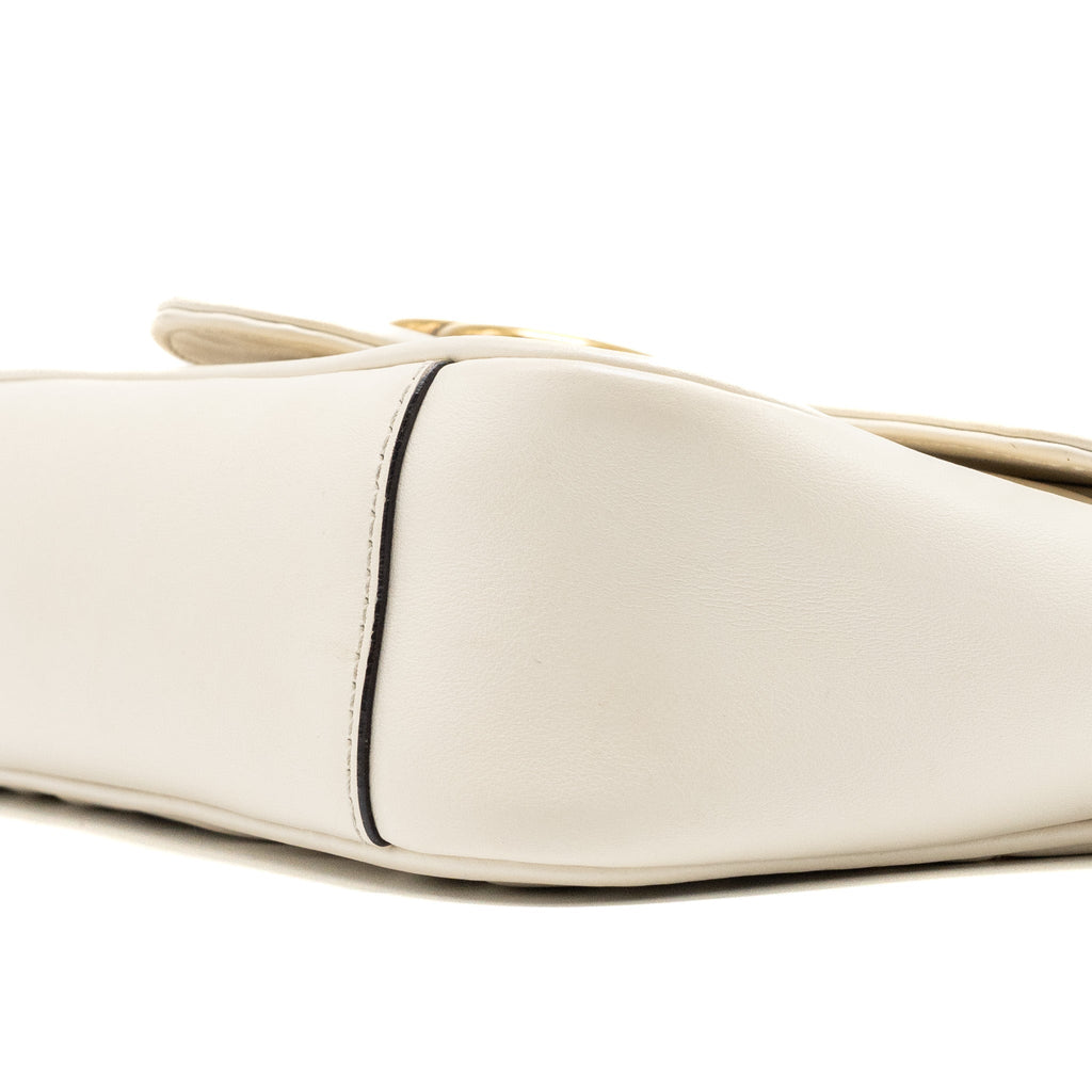 gucci-mini-marmont-calfskin-white-ghw-2