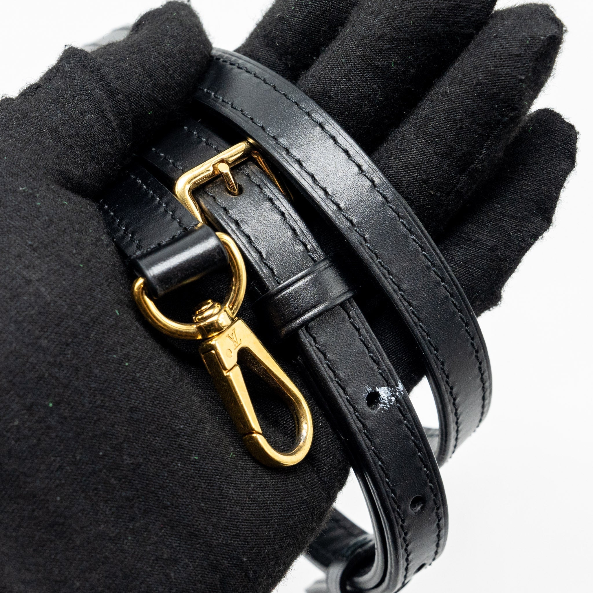 louis-vuitton-cannes-monogram-reverse-canvas-monogram-canvas-ghw