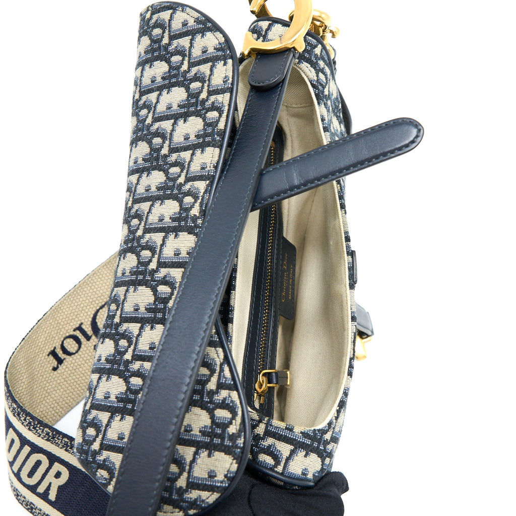 dior-saddle-bag-with-removable-shoulder-strap-oblique-embroidery-dark-blue-ghw
