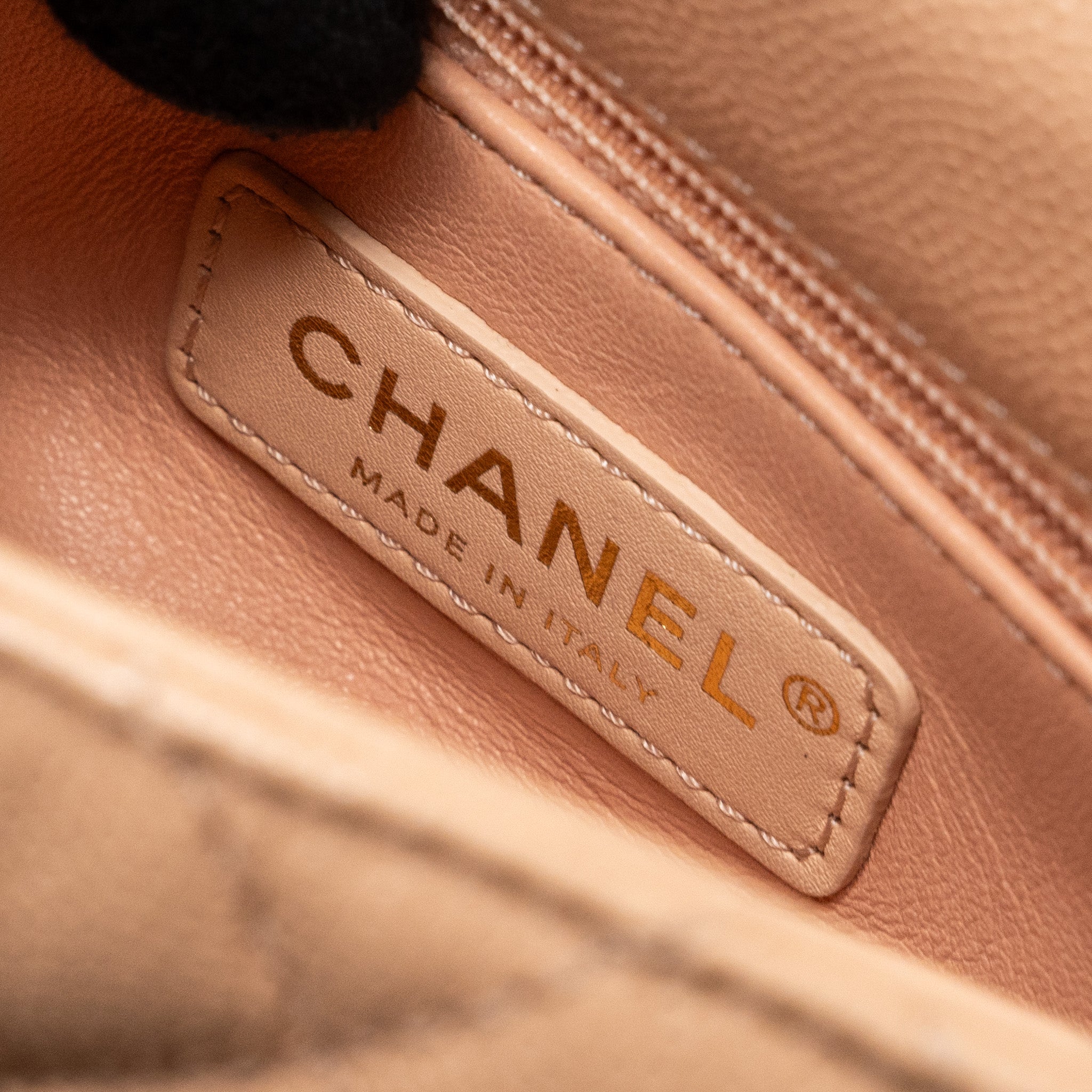 chanel-mini-coco-handle-caviar-beige-lghw