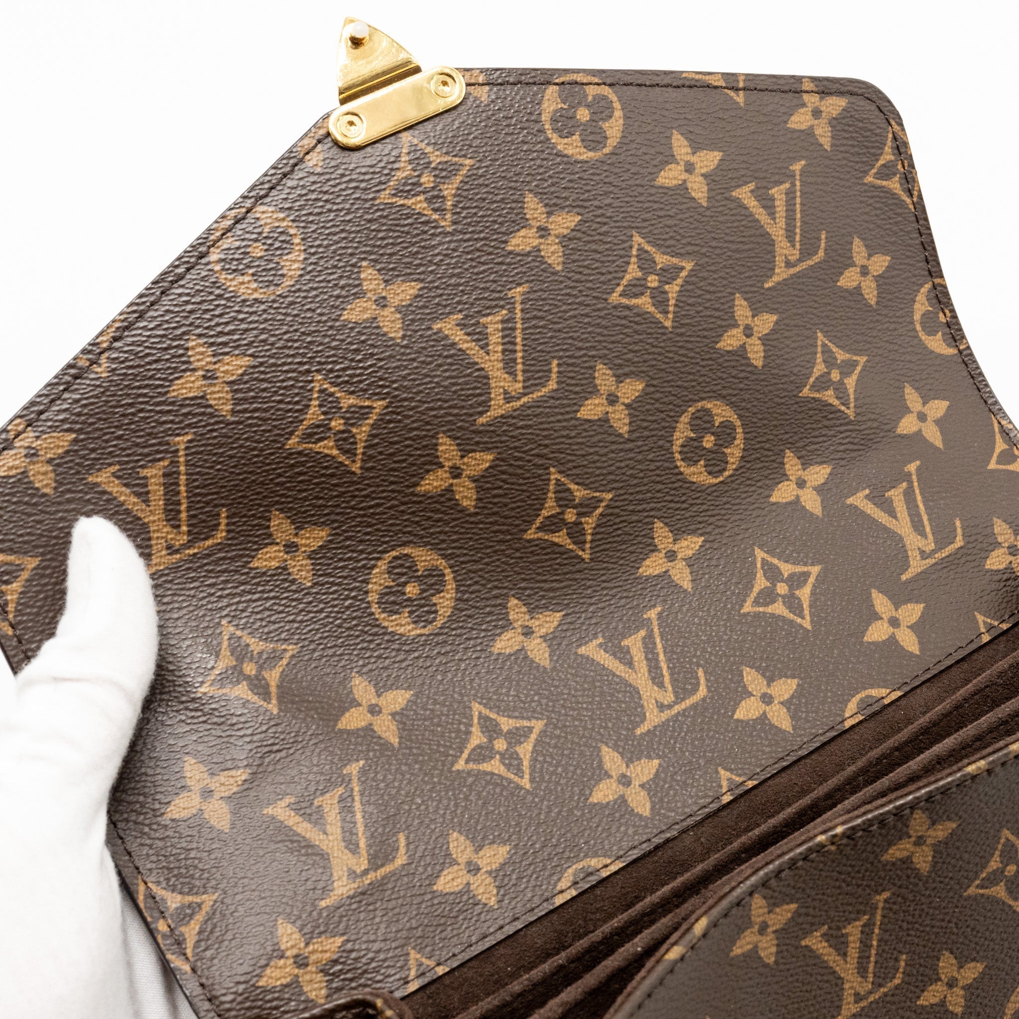 louis-vuitton-pochette-metis-monogram-canvas-ghw-31
