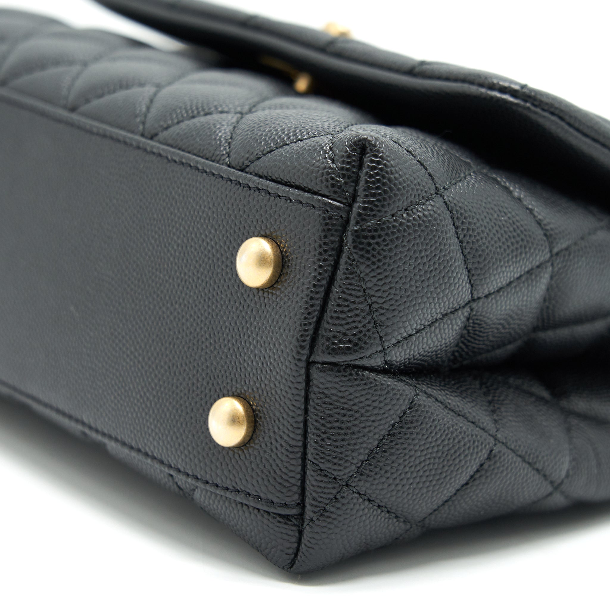 chanel-mini-coco-handle-flap-caviar-in-black-ghw