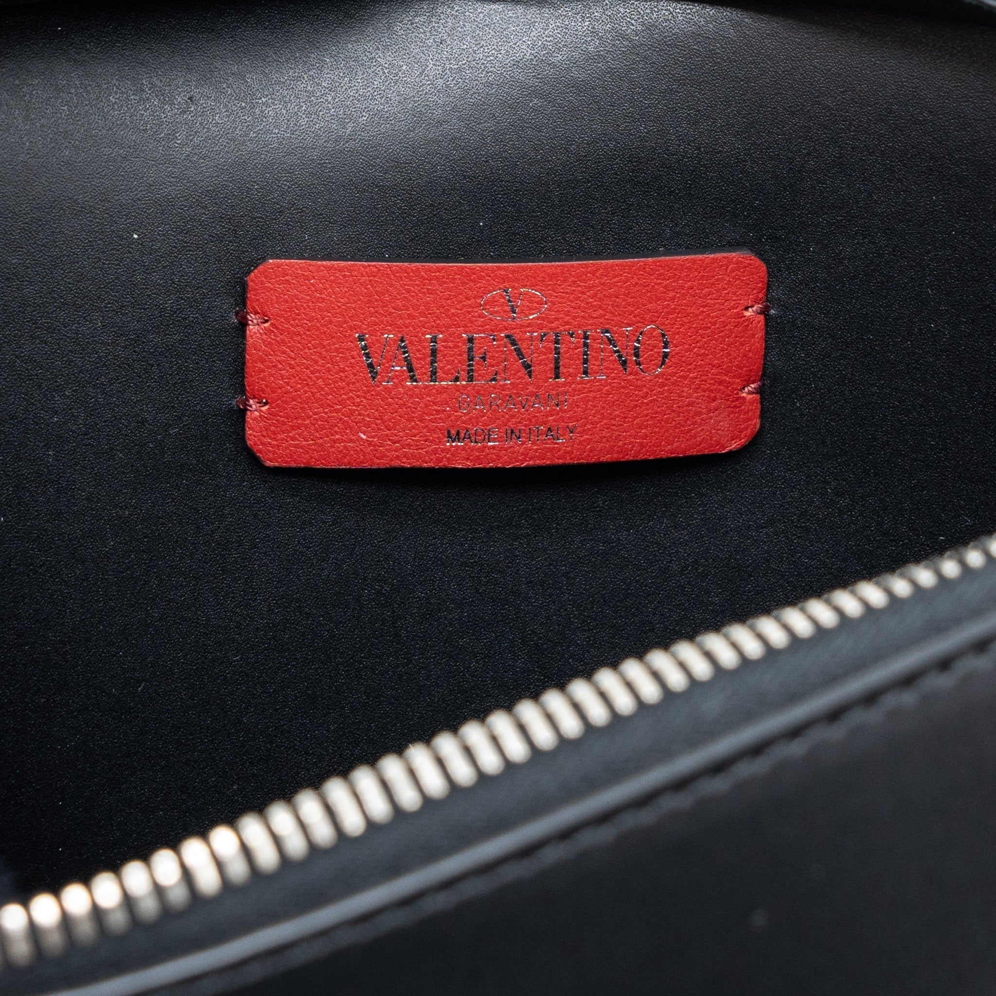 valentino-vltn-print-belt-bag-calfskin-black-red-shw