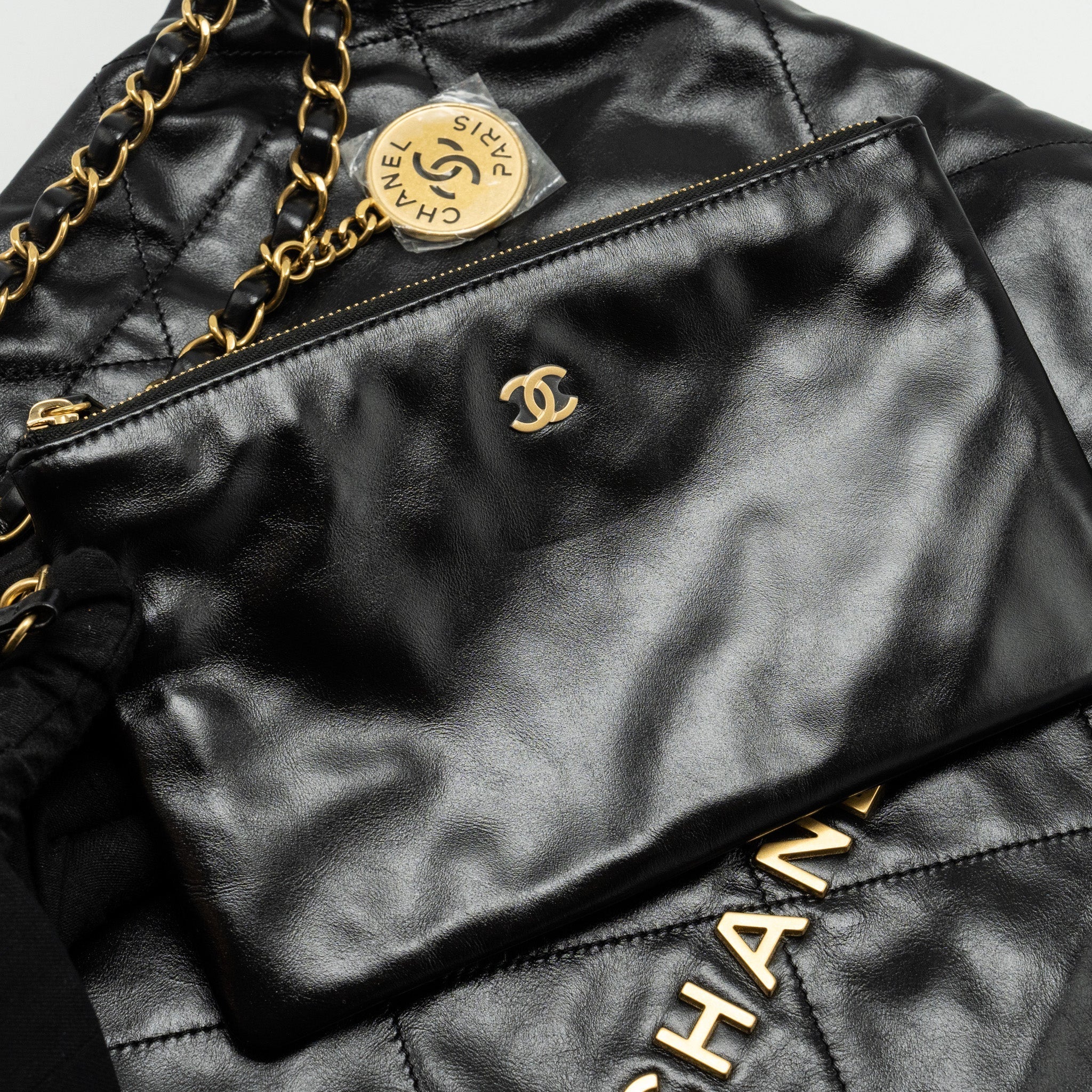 chanel-medium-22-bag-shiny-calfskin-black-ghw-microchip-copy