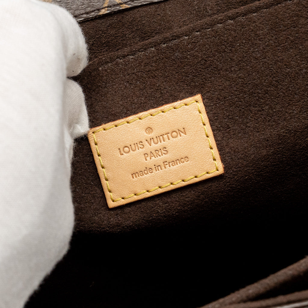 louis-vuitton-pochette-metis-monogram-canvas-ghw-31