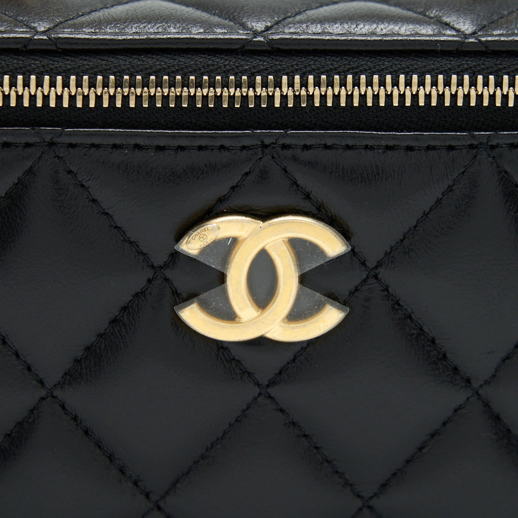 chanel-22s-letter-top-handle-long-vanity-with-chain-lambskin-black-ghw