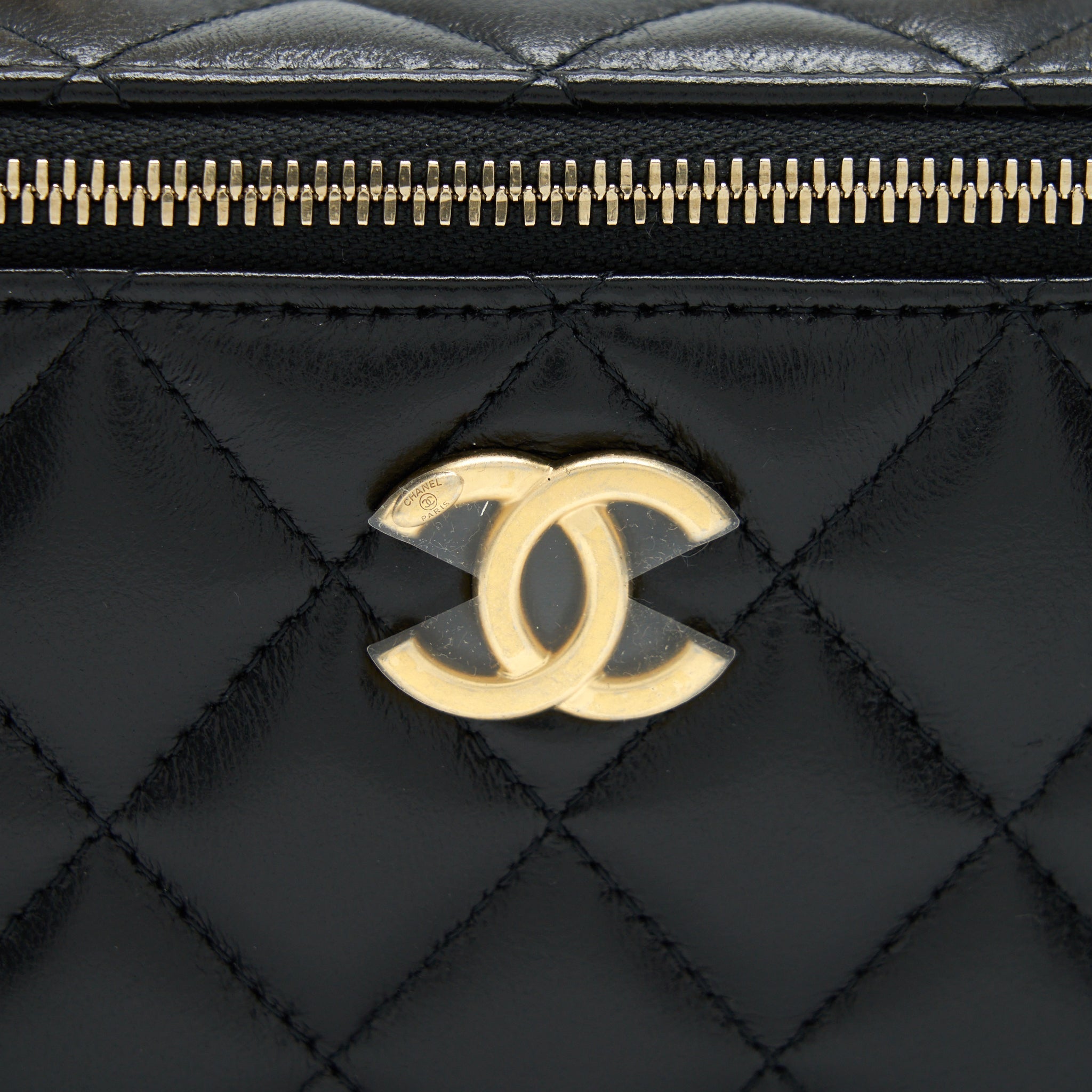 chanel-22s-letter-top-handle-long-vanity-with-chain-lambskin-black-ghw