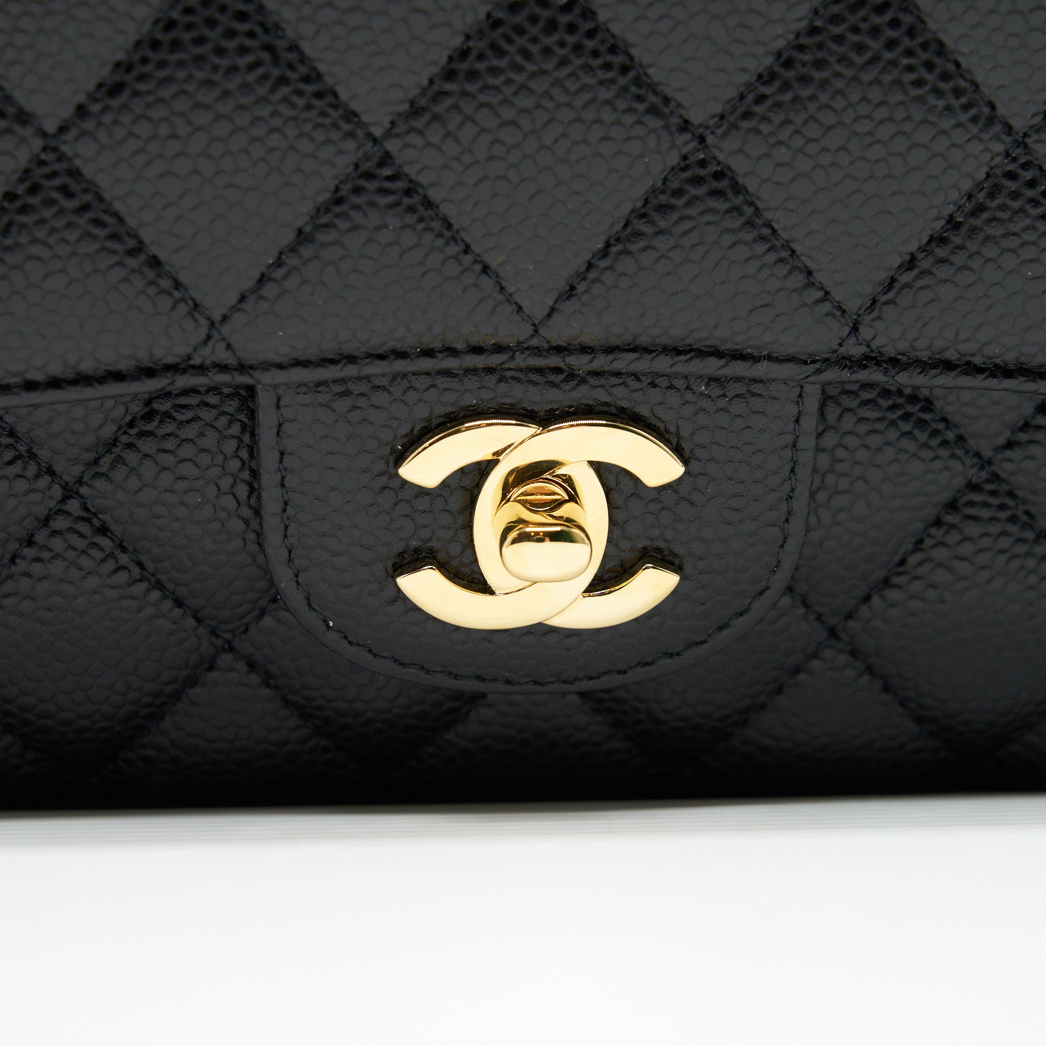 chanel-medium-classic-double-flap-caviar-in-black-ghw
