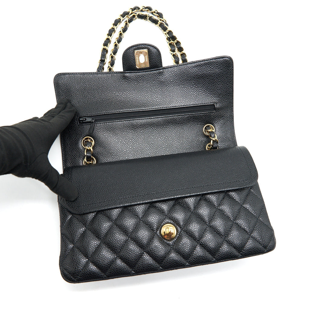 chanel-medium-classic-double-flap-caviar-in-black-ghw