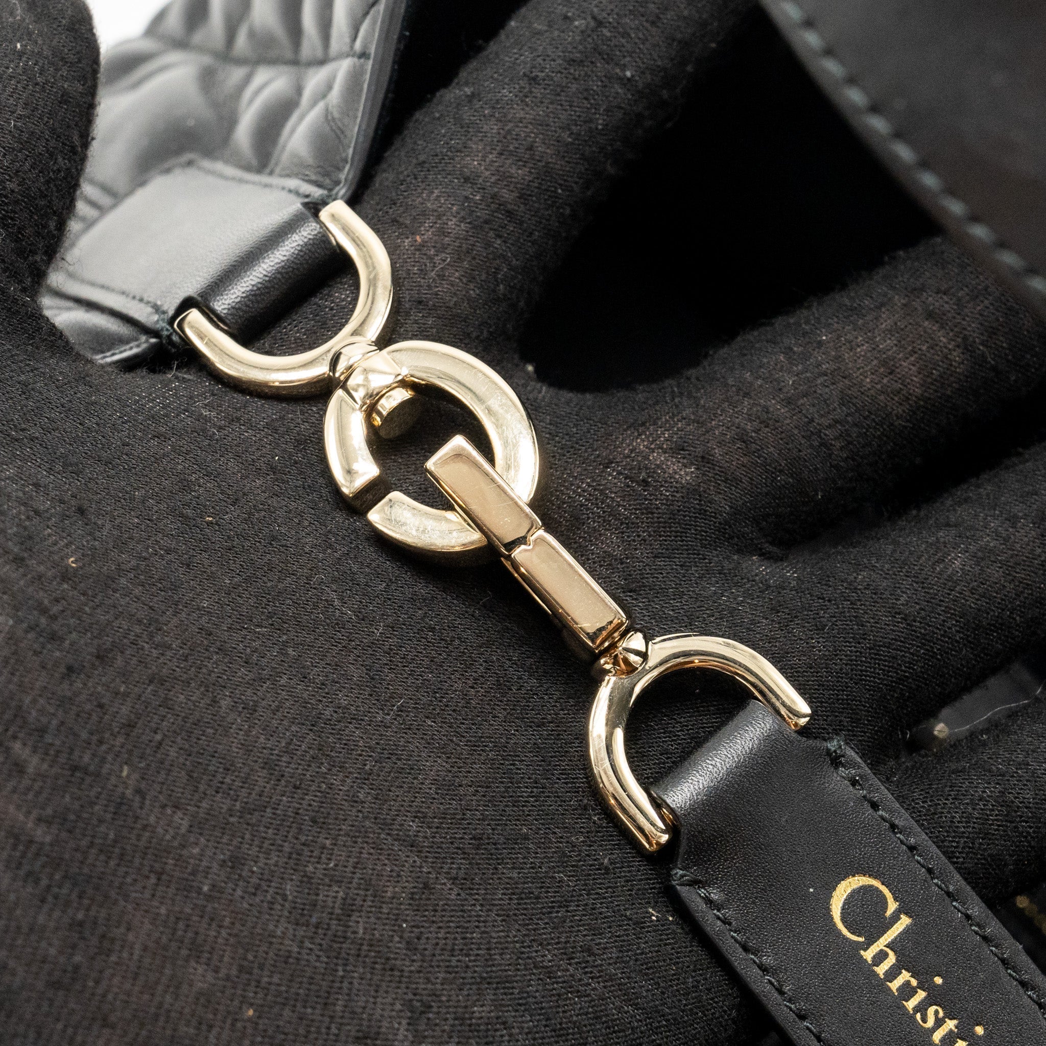 dior-medium-dior-toujours-tote-bag-macrocannage-calfskin-black-lghw