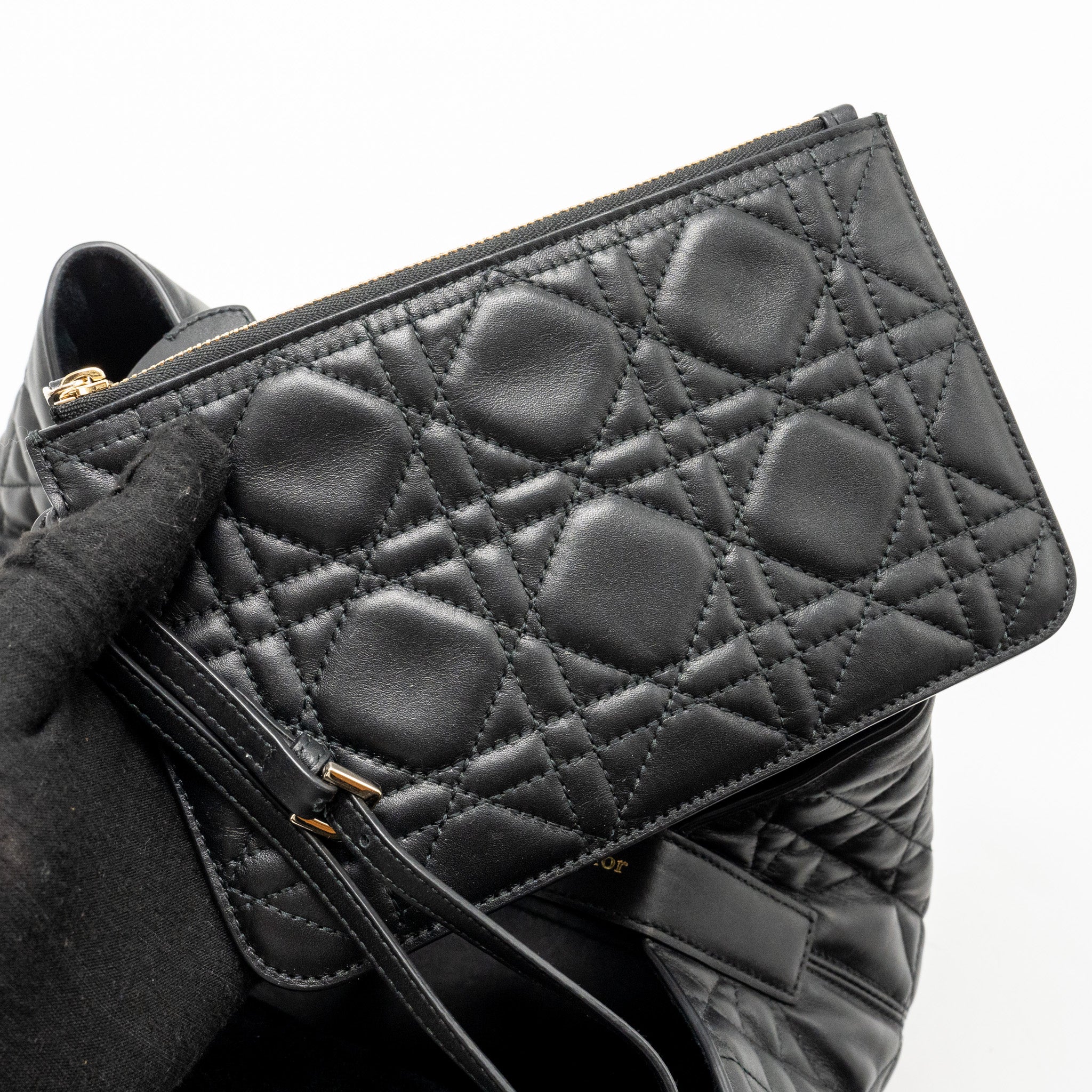 dior-medium-dior-toujours-tote-bag-macrocannage-calfskin-black-lghw