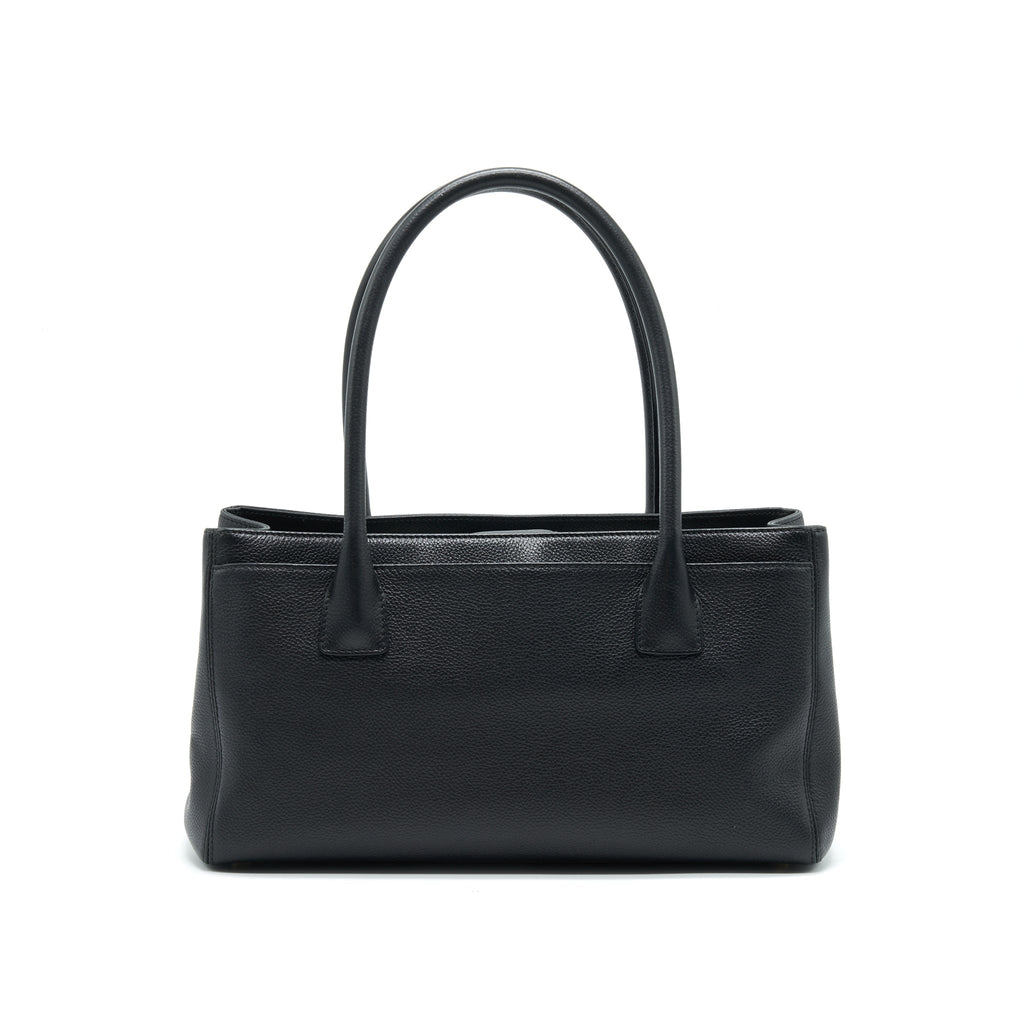 chanel-executive-cerf-small-tote-bag-caviar-black-with-ghw
