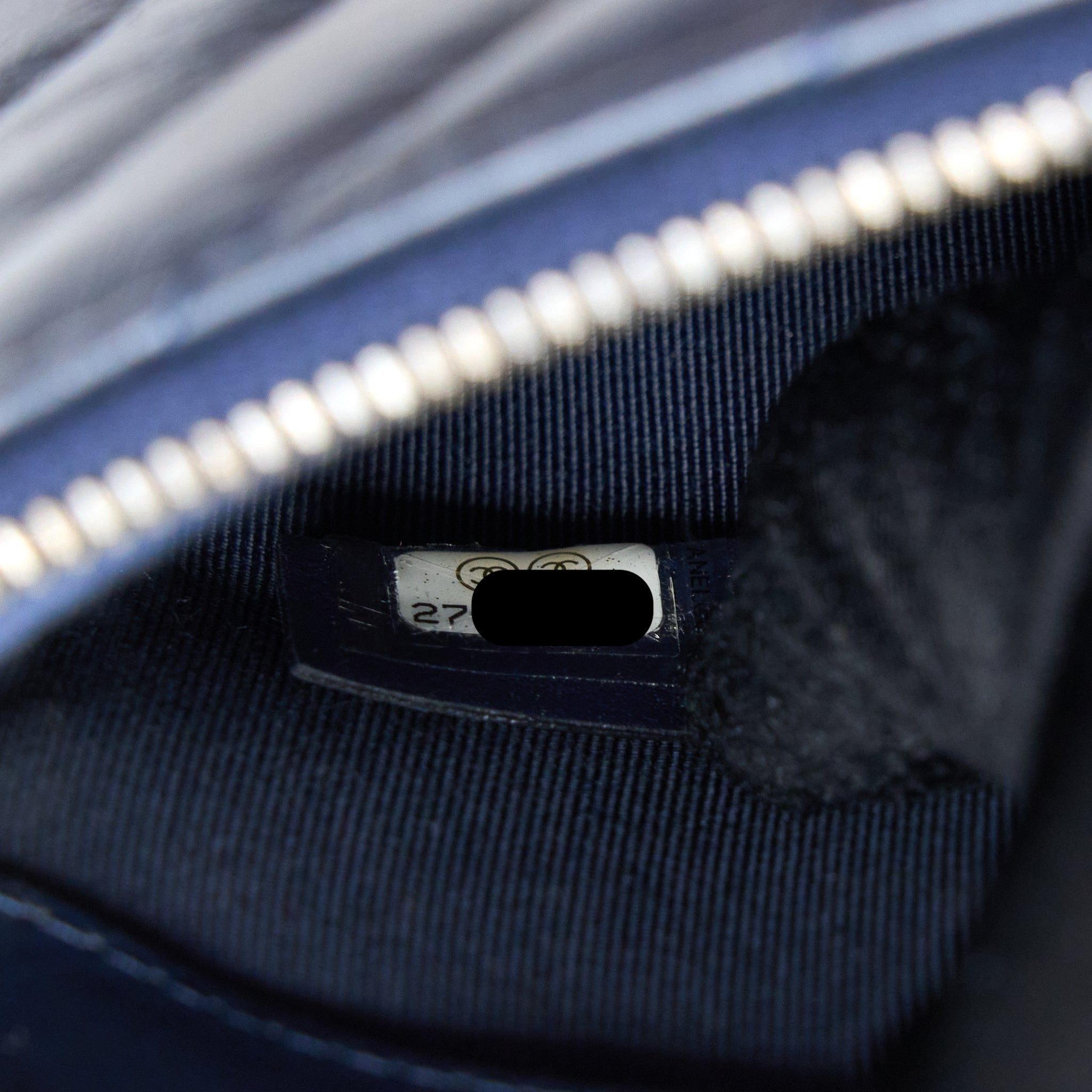 chanel-gabrielle-clutch-on-chain-aged-calfskim-navy-shw