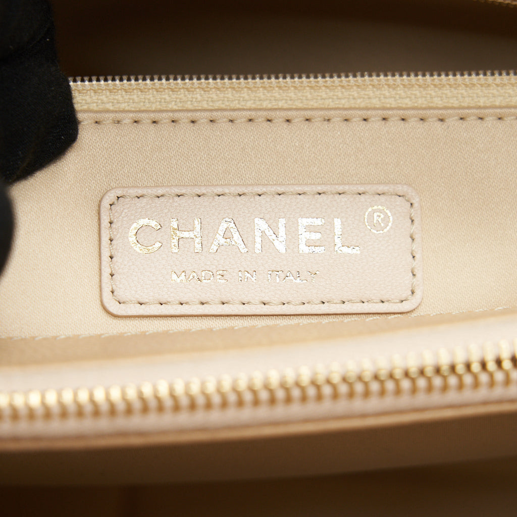 chanel-grand-shopping-tote-bag-beige-with-ghw