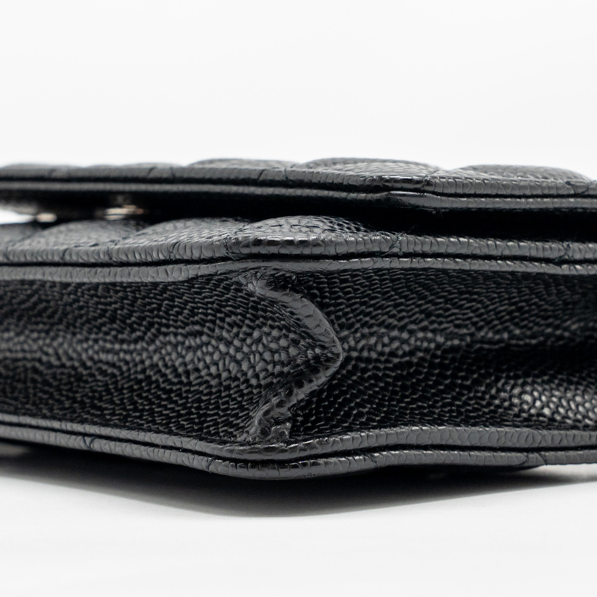 chanel-classic-wallet-on-chain-caviar-black-shw-10