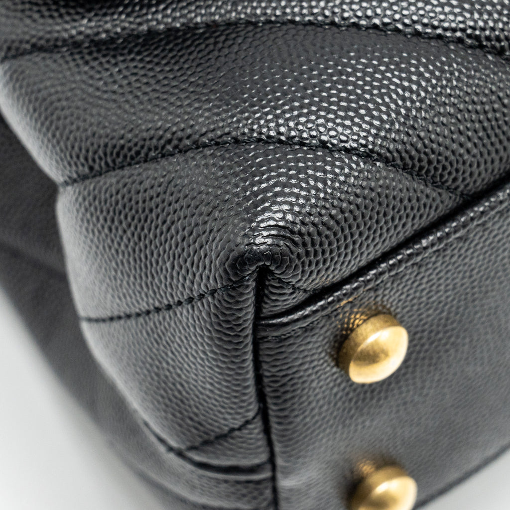 chanel-small-coco-handle-chevron-caviar-with-lizard-embossed-handle-black-ghw-copy