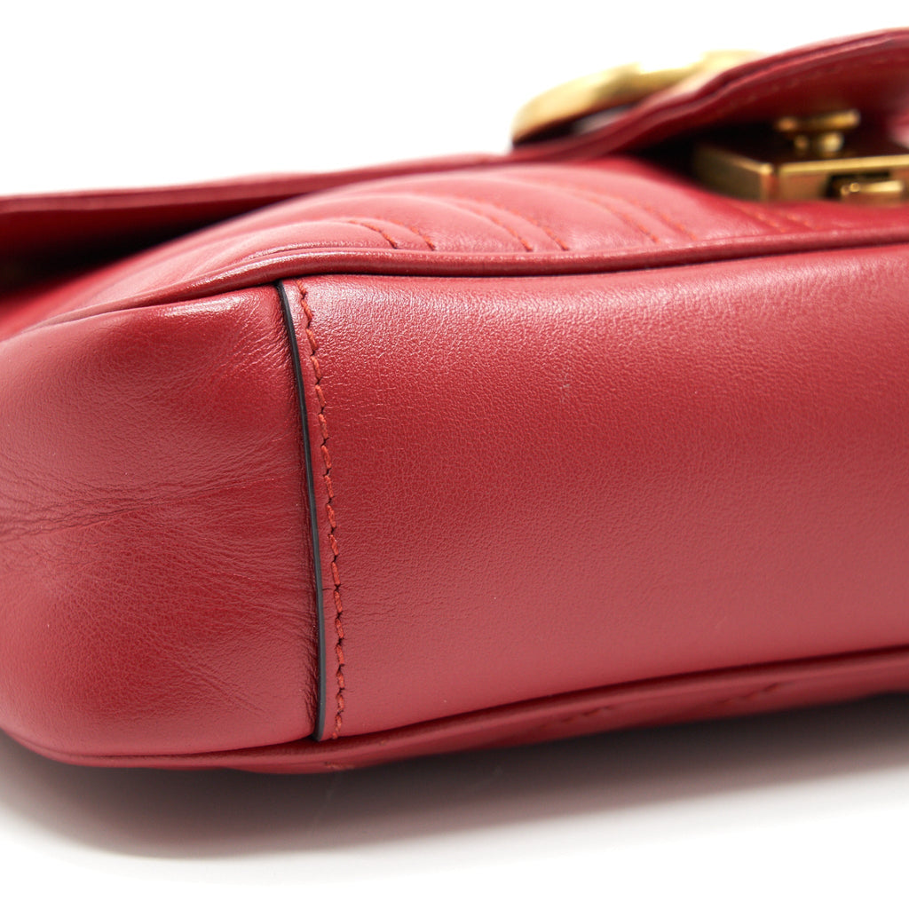 gucci-gg-mini-marmont-red