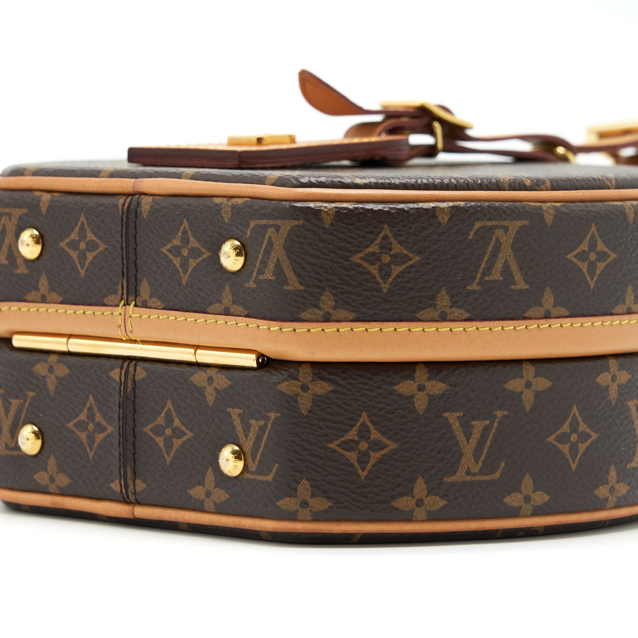 louis-vuitton-petite-boite-chapeau-monogram-canvas-ghw-1