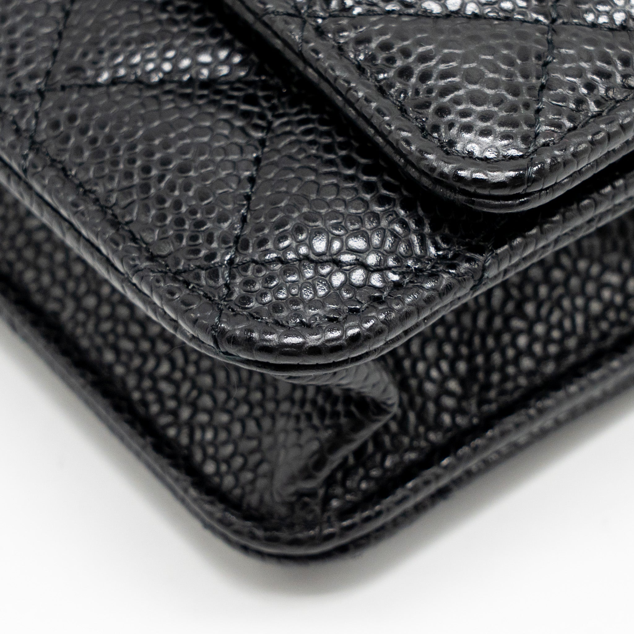 chanel-classic-wallet-on-chain-caviar-black-shw-10