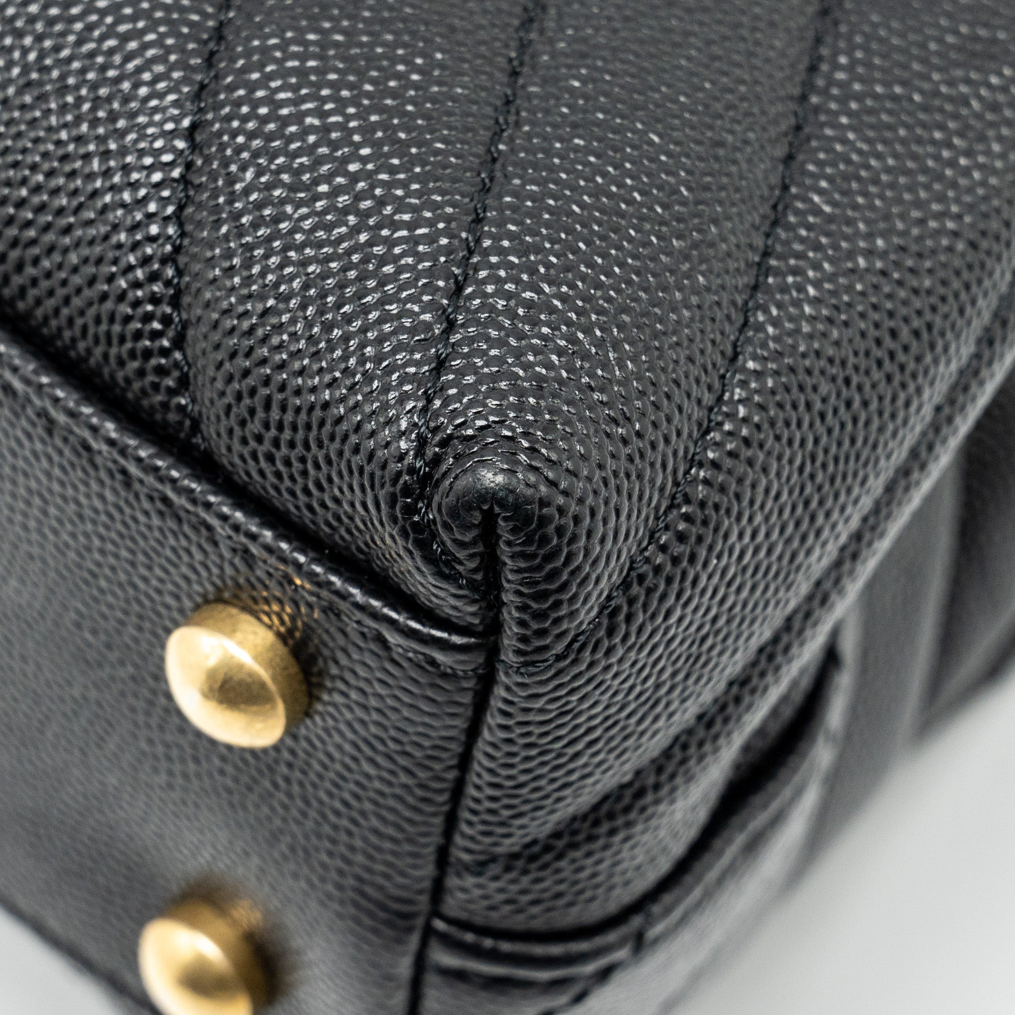chanel-small-coco-handle-chevron-caviar-with-lizard-embossed-handle-black-ghw-copy