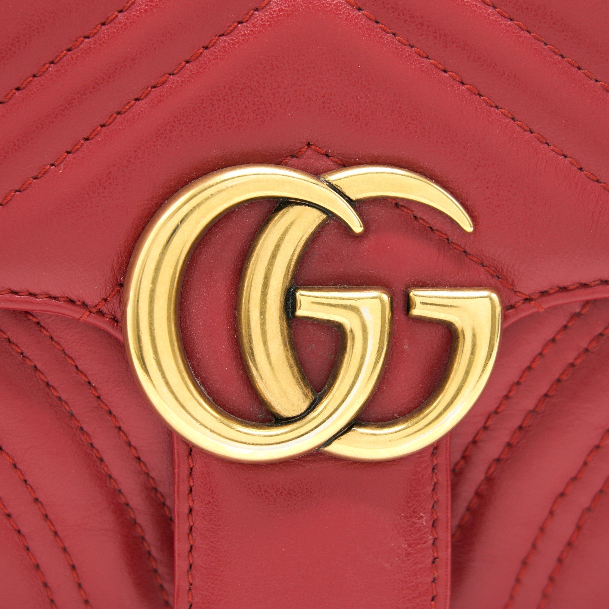 gucci-gg-mini-marmont-red
