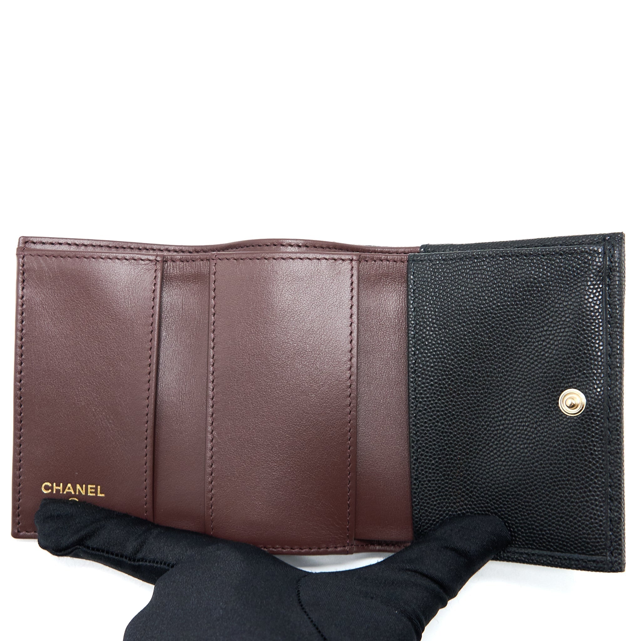 chanel-small-compact-wallet-caviar-black-lghw-microchip