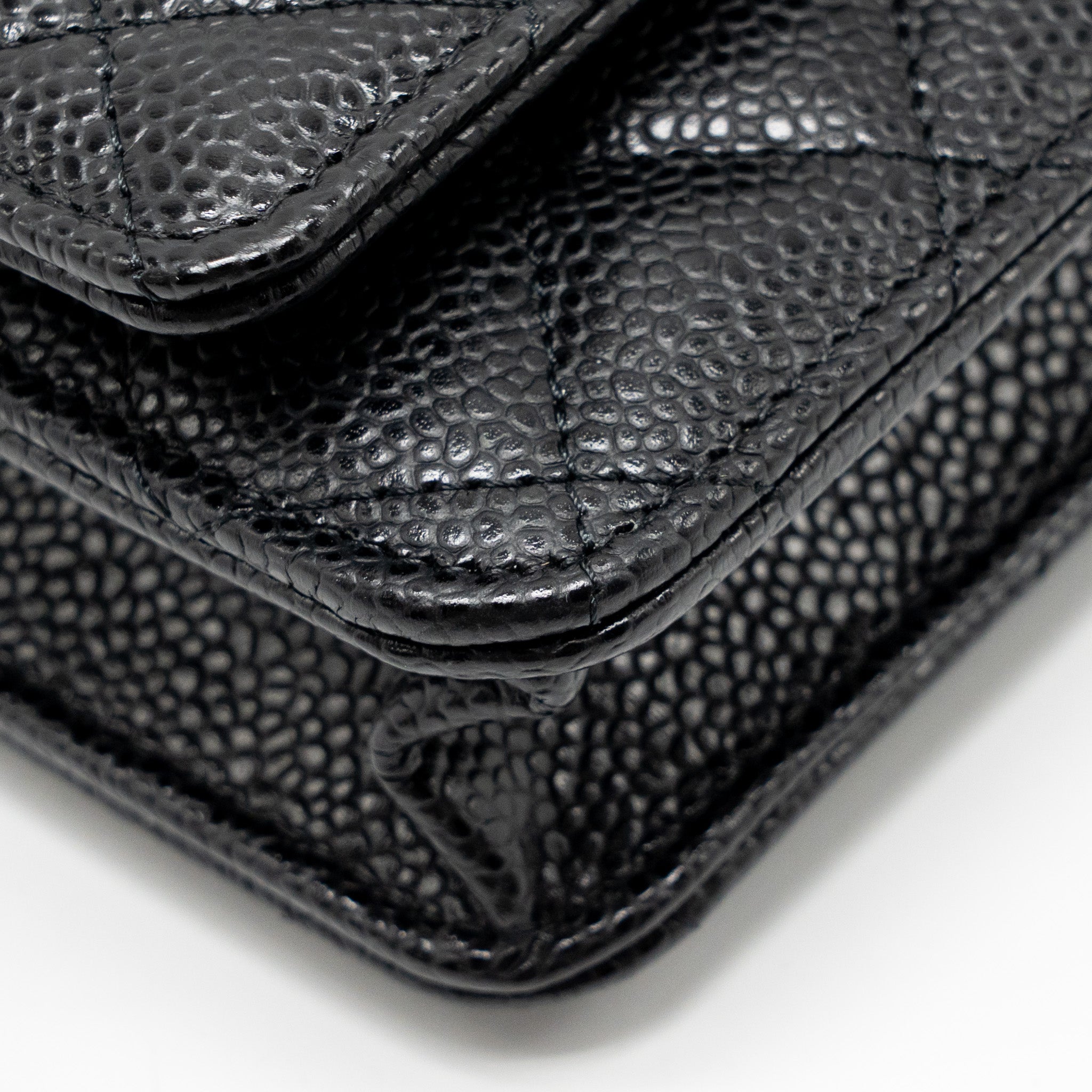 chanel-classic-wallet-on-chain-caviar-black-shw-10