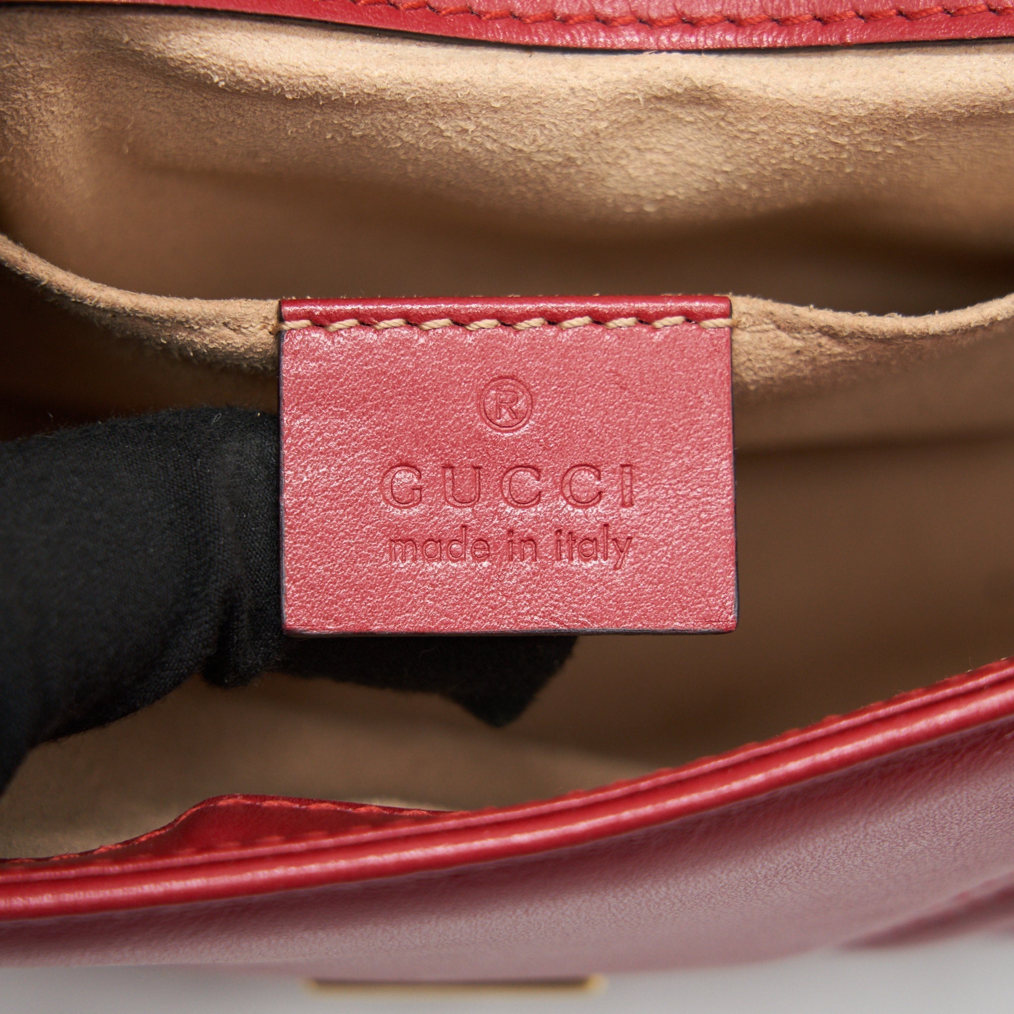 gucci-gg-mini-marmont-red