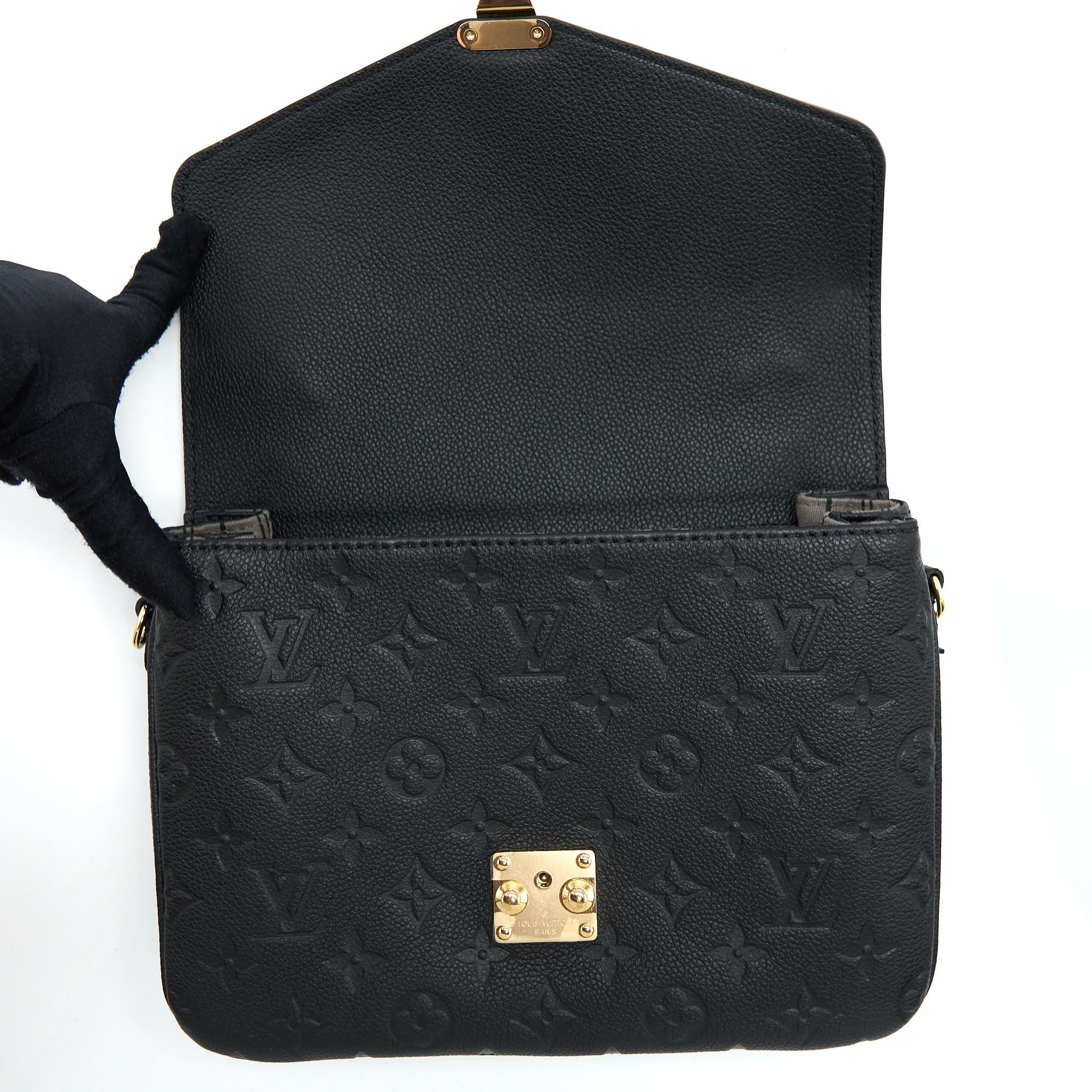 louis-vuitton-pochette-metis-monogram-empreinte-black-ghw-1