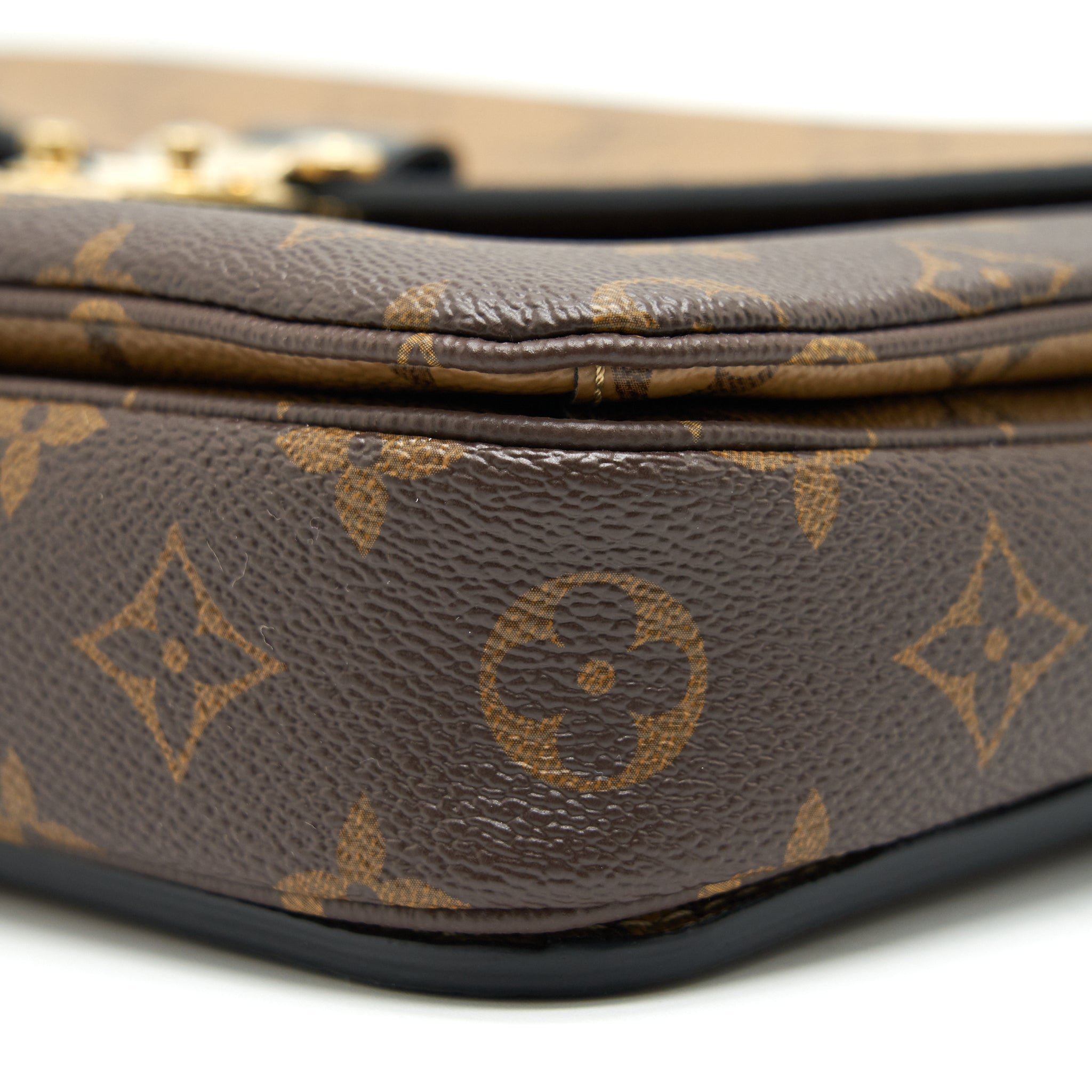 louis-vuitton-monogram-reverse-canvas-pochette-metis