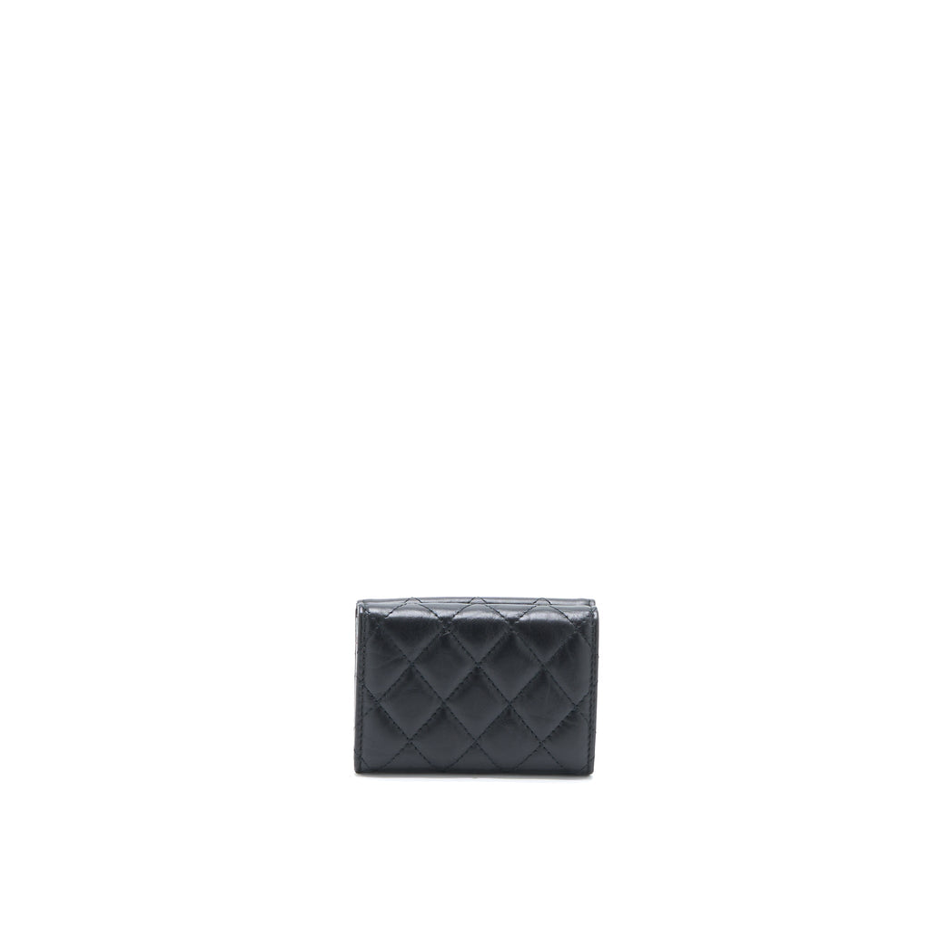 chanel-reissue-compact-wallet-calfskin-black-ghw