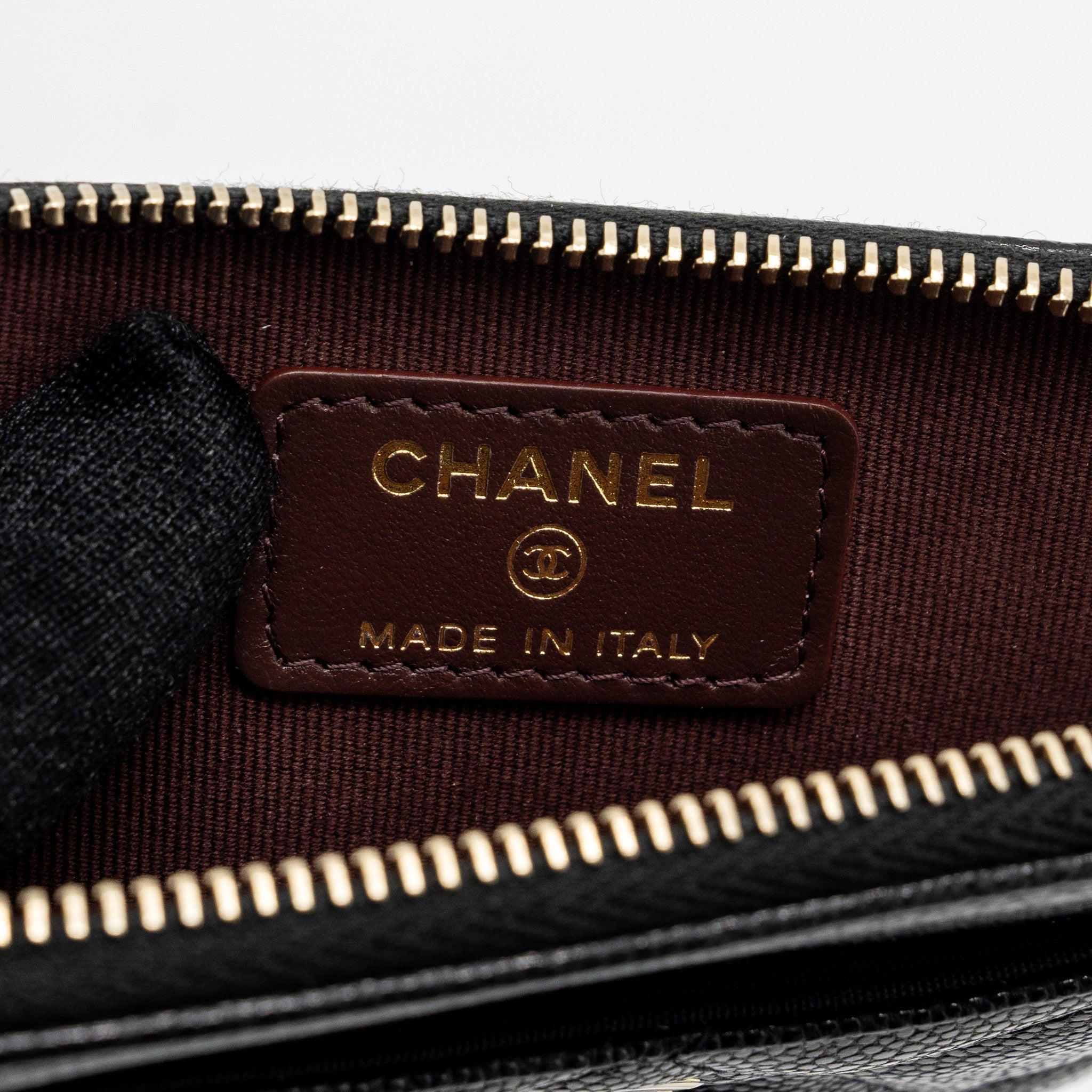 chanel-square-zipper-pouch-card-holder-caviar-black-lghw-microchip