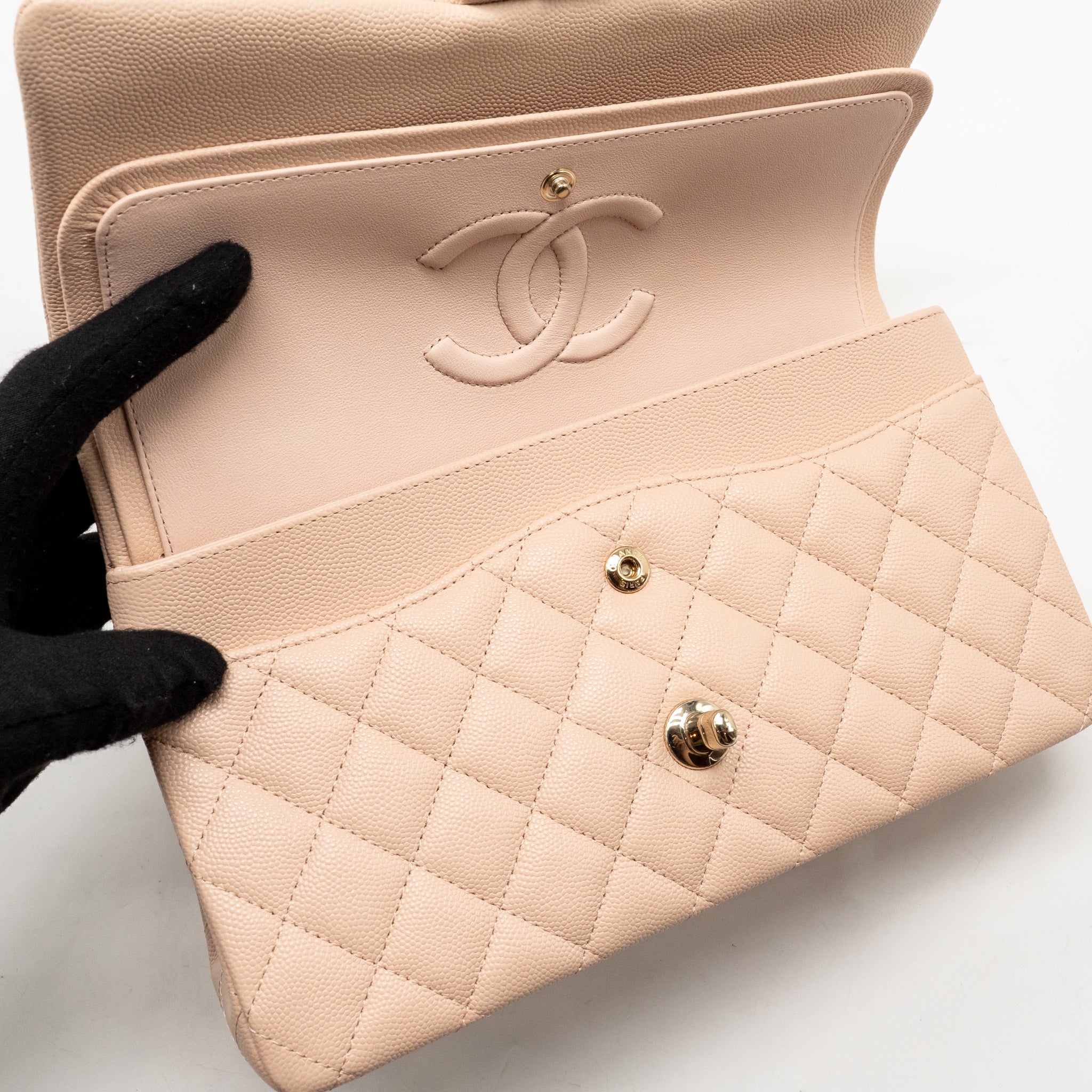 chanel-medium-classic-double-flap-bag-caviar-light-pink-lghw-microchip-1