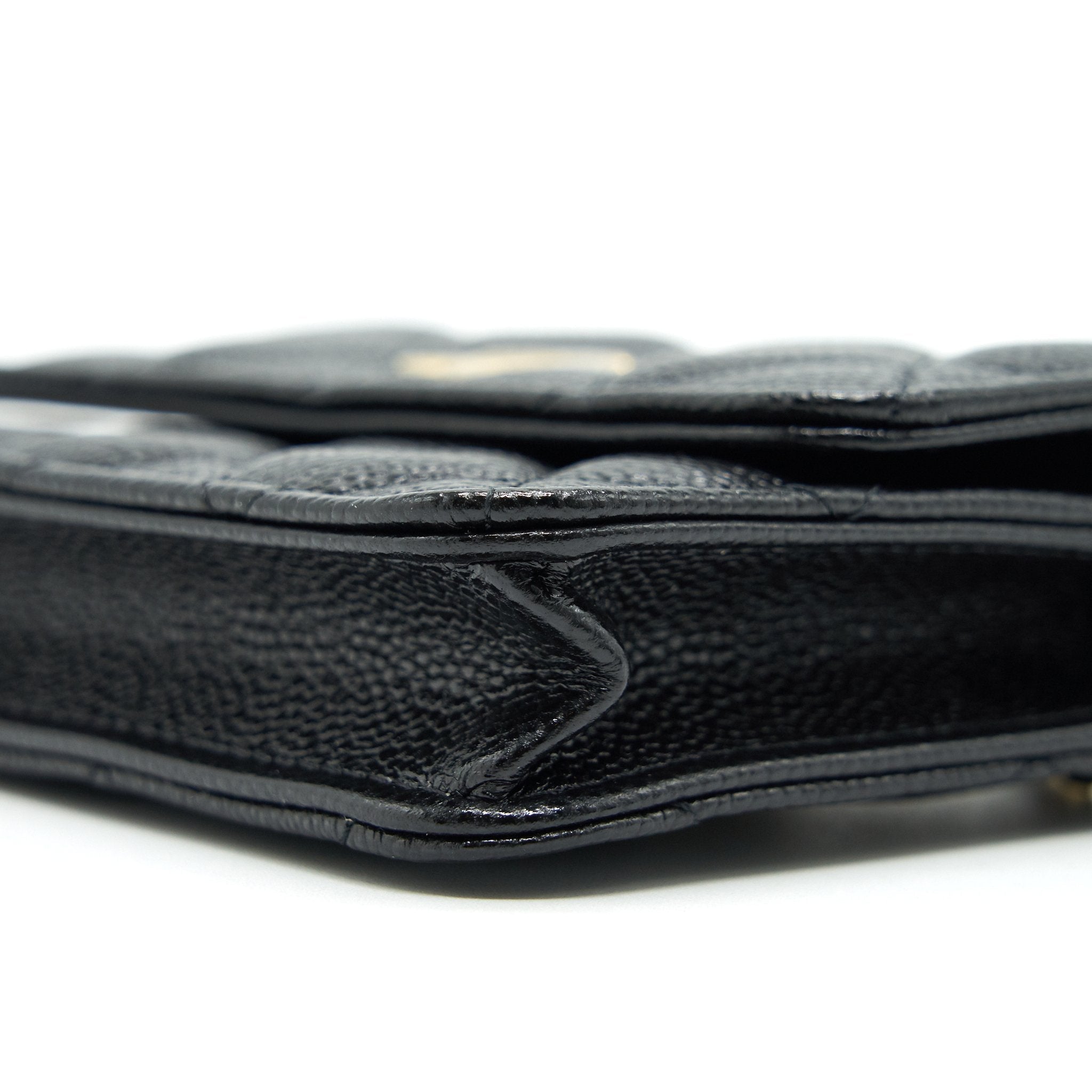 chanel-21a-flap-card-holder-with-chain-black-ghw-1