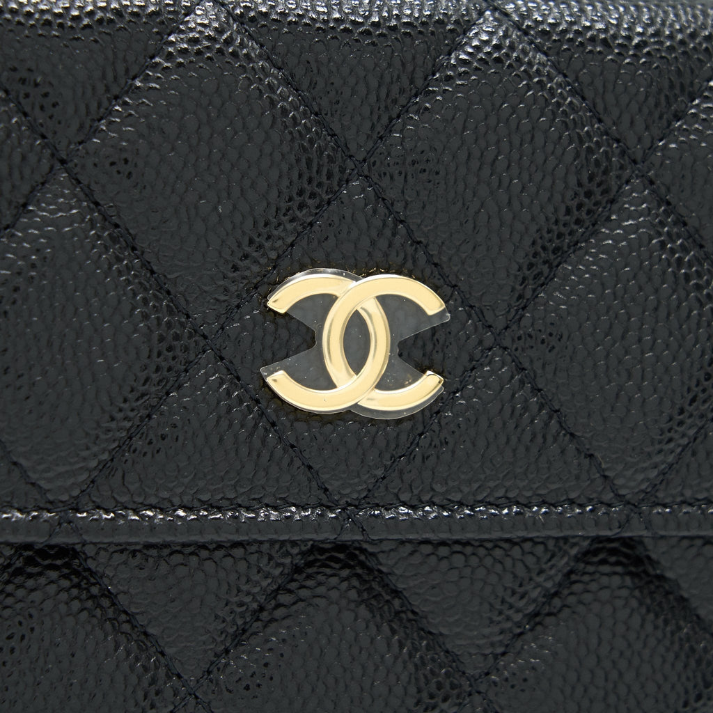 chanel-21a-flap-card-holder-with-chain-black-ghw-1