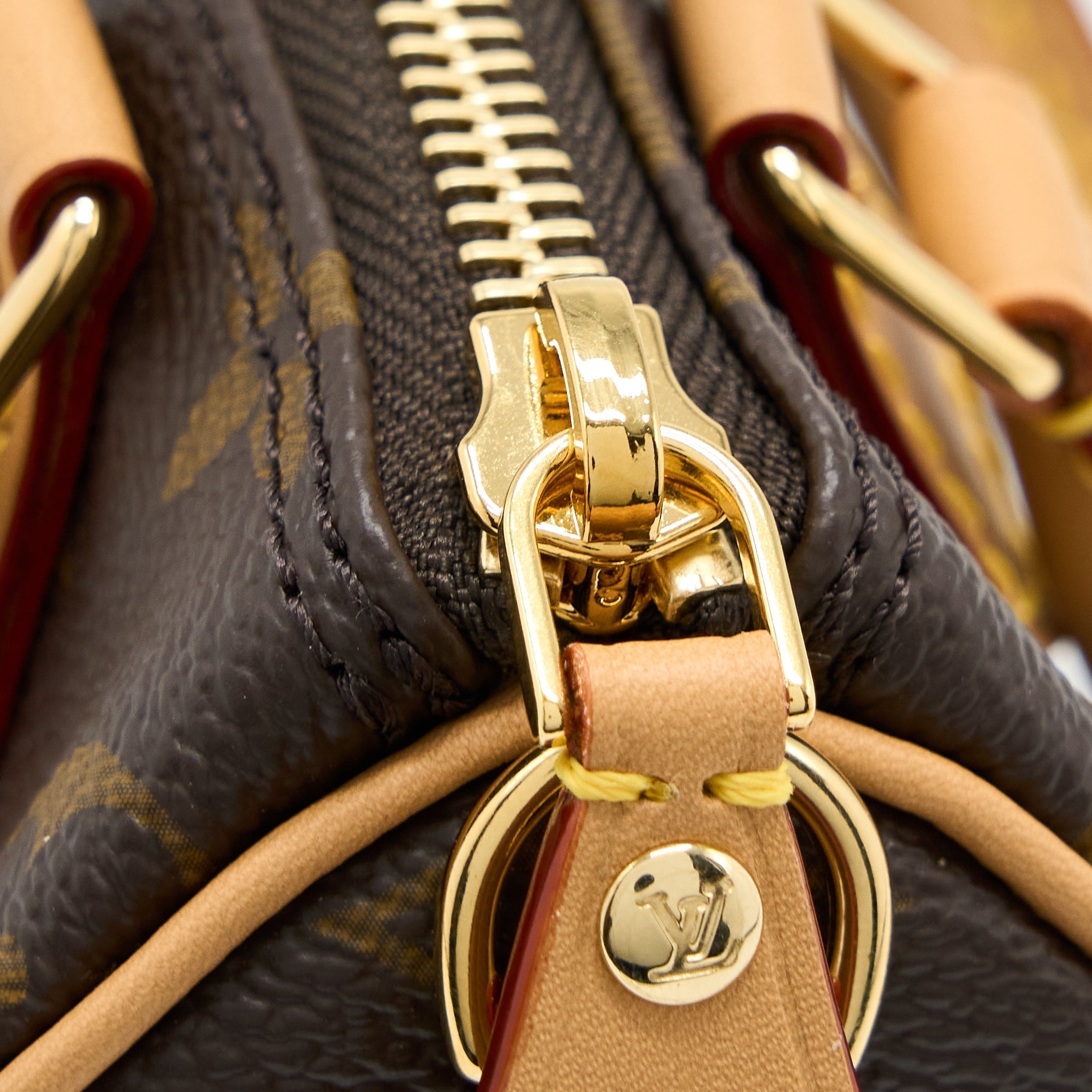 louis-vuitton-new-version-nano-speedy-monogram-canvas-ghw