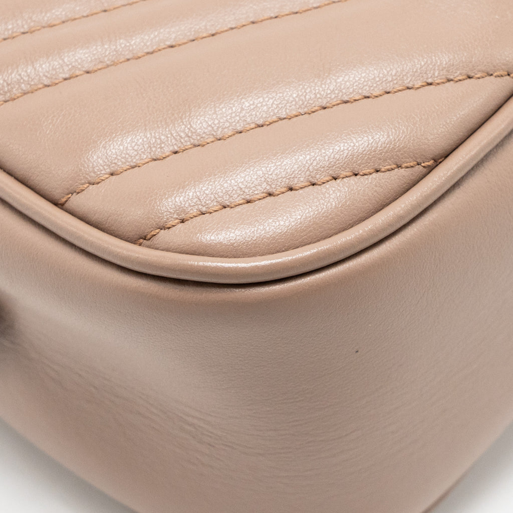 gucci-small-gg-marmont-camera-bag-matelasse-chevron-leather-pink-ghw