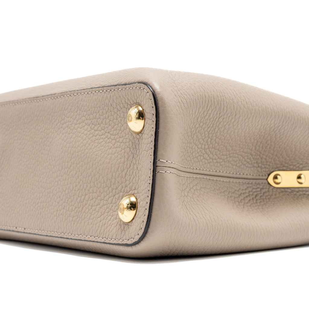 louis-vuitton-capucines-bb-taurillon-leather-galet-ghw