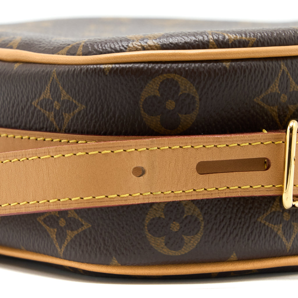 louis-vuitton-pm-boite-chapeau-souple-monogram-canvas-ghw