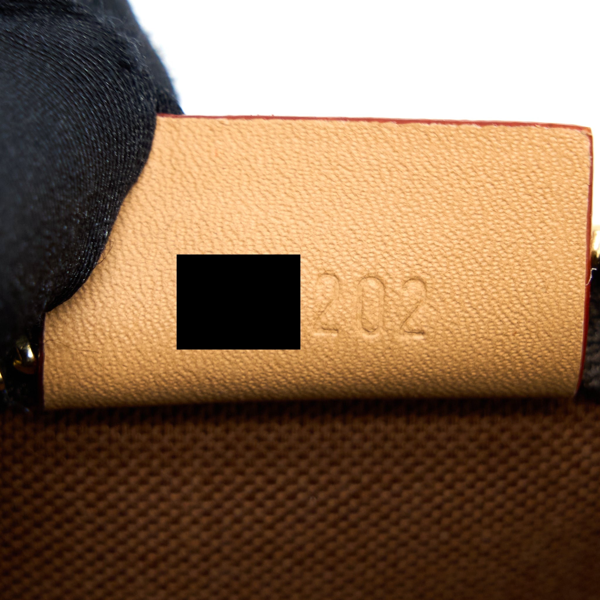 louis-vuitton-new-version-nano-speedy-monogram-canvas-ghw