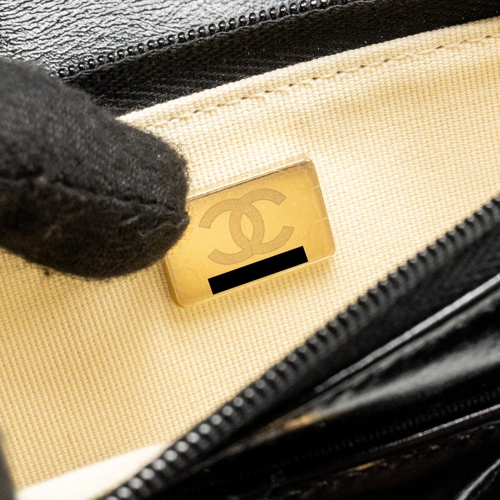 chanel-24a-wallet-on-chain-shiny-calfskin-black-ghw-microchip-copy