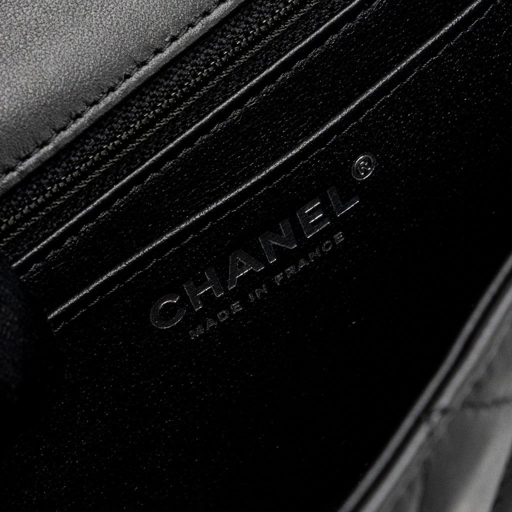 chanel-mini-rectangular-flap-bag-lambskin-black-shw-microchip