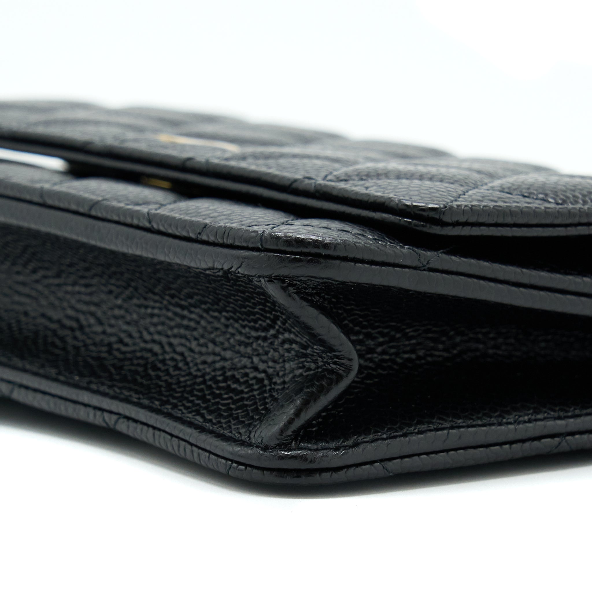 chanel-classic-wallet-on-chain-caviar-black-ghw-microchip-4