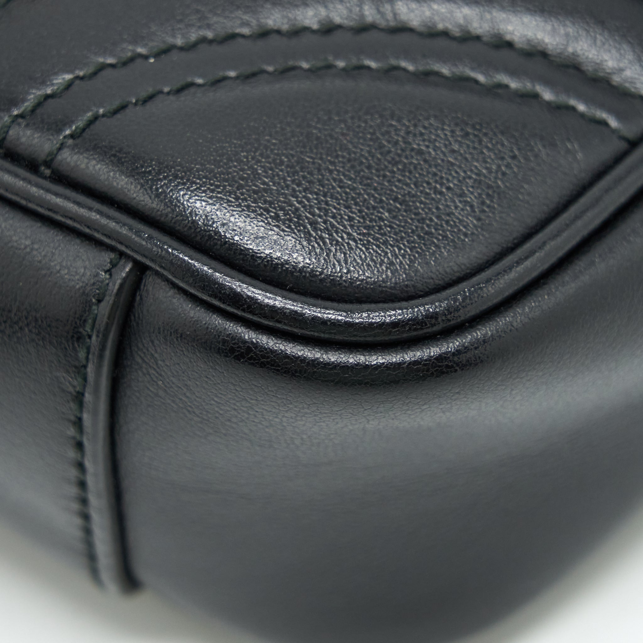 gucci-mini-marmont-matelasse-bag-black-ghw