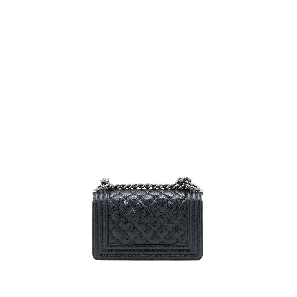 chanel-small-boy-bag-caviar-black-ruthenium-shw-microchip