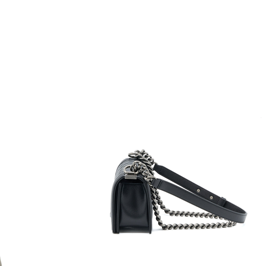 chanel-small-boy-bag-caviar-black-ruthenium-shw-microchip