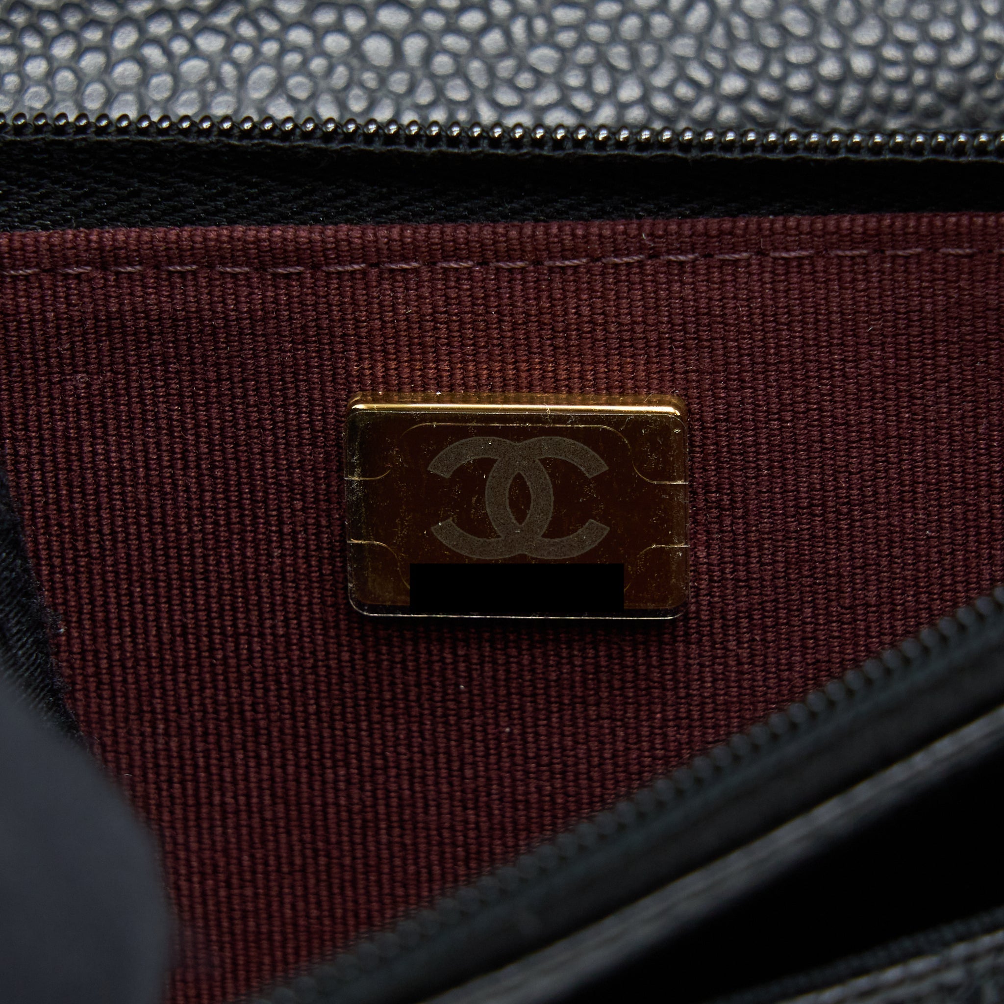 chanel-classic-wallet-on-chain-caviar-black-ghw-microchip-4
